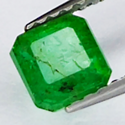 0.77ct Émeraude coupe émeraude 5.2x4.9mm