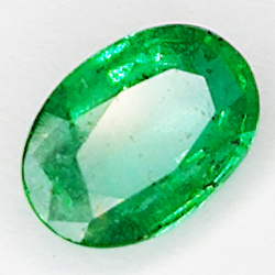 1.23ct Smaragd ovalschliff 8.2x5.7mm