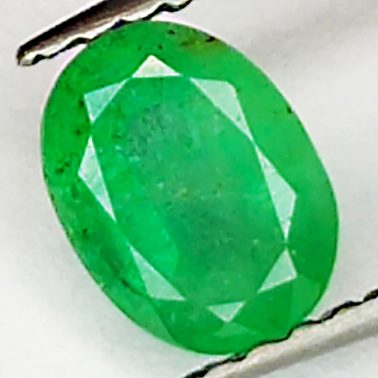 0.78ct Emerald oval cut 6.2x4.7mm