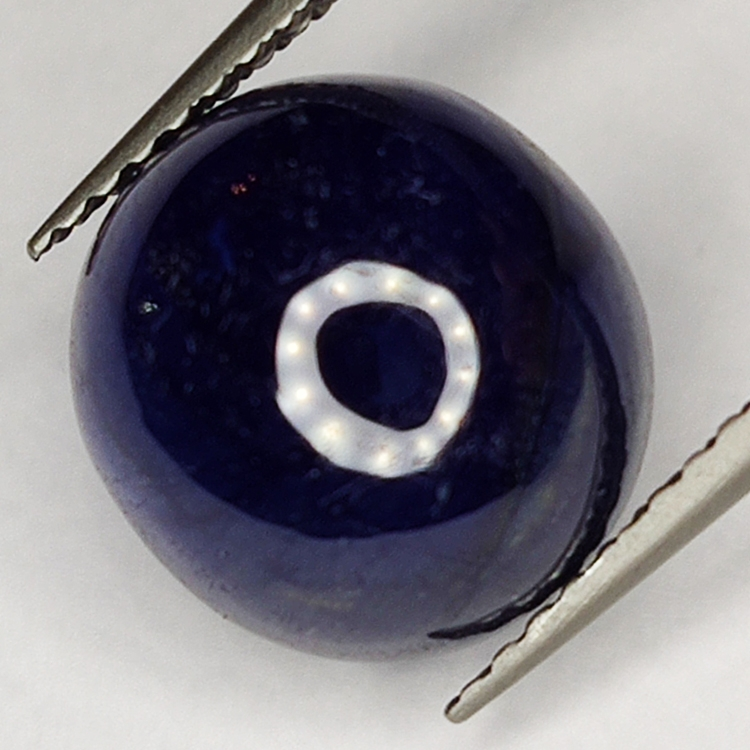 7.66ct Blauer Saphir cabochon oval 10.4x9.8mm