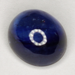 4.96ct Blauer Saphir cabochon oval 9.5x8.2mm