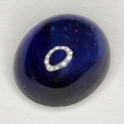 4.96ct Blauer Saphir cabochon oval 9.5x8.2mm