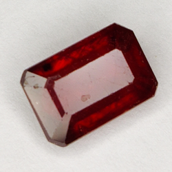 2.55ct Ruby emerald cut 8.5x5.7mm