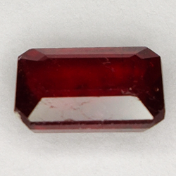 2.55ct Ruby emerald cut 8.5x5.7mm