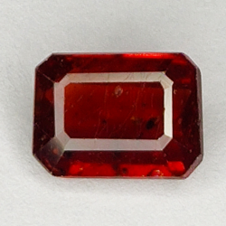 2.05ct Ruby emerald cut 7.8x5.8mm