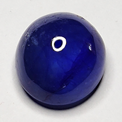 5.72ct Blauer Saphir cabochon oval 10.5x9.1mm