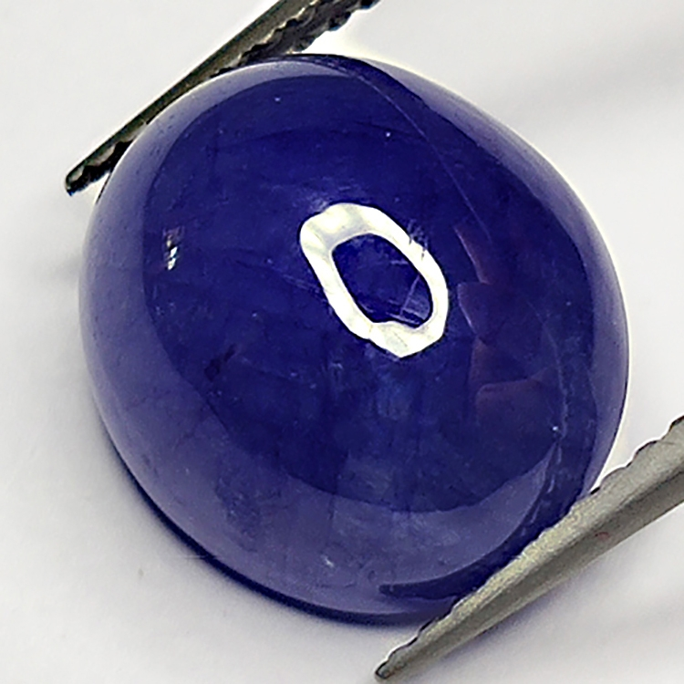 8.90ct Blauer Saphir cabochon oval 12.2x10.7mm