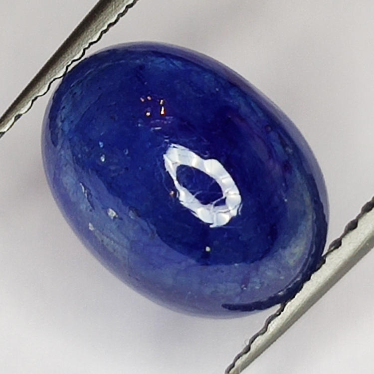 4.77ct Blauer Saphir cabochon oval 10.9x8.1mm