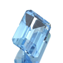 22,05ct Swiss BlueTopaz Emerald Cut