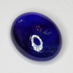 5.74ct Blauer Saphir cabochon oval 11.5x9.2mm