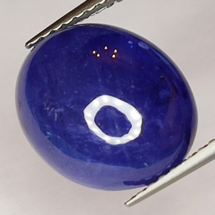 8.42ct Zafiro Azul cabujón oval 12.4x10.3mm