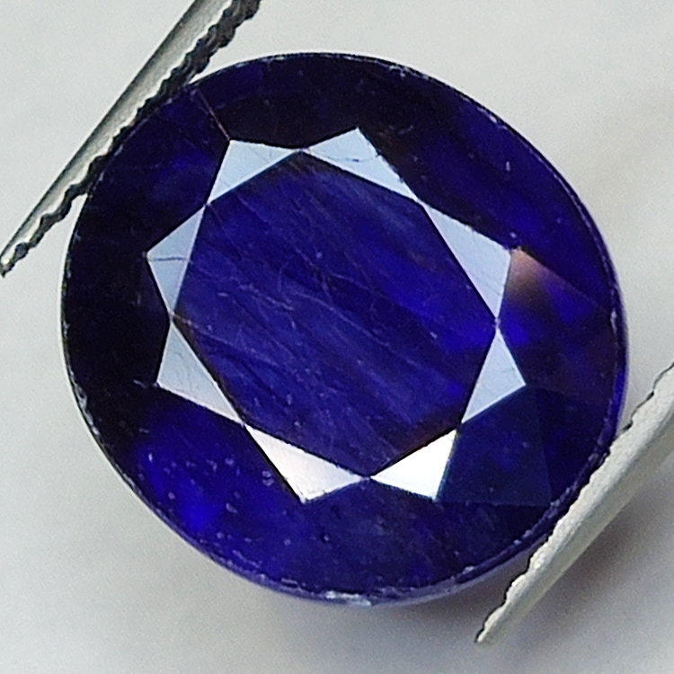 10.51ct Zaffiro blu taglio ovale 13.1x11.8mm