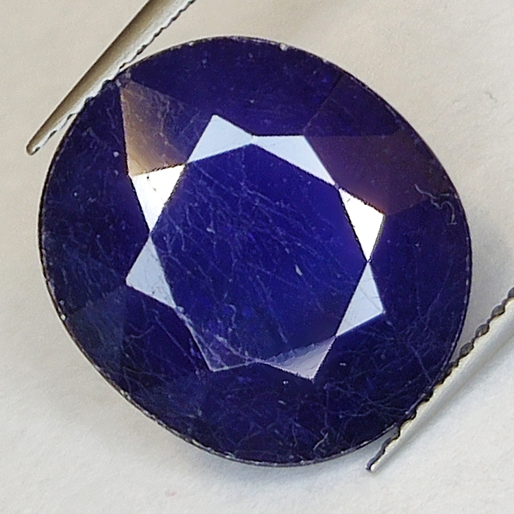 15.05ct Bleu Saphir coupe ovale 15.3x13.8mm