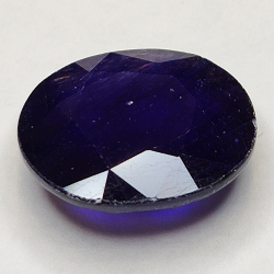 8.63ct Blauer Saphir Ovalschliff 13.5x12.4mm