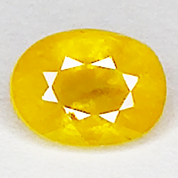 1.76ct Saphir Jaune coupe ovale 7.6x5.8mm