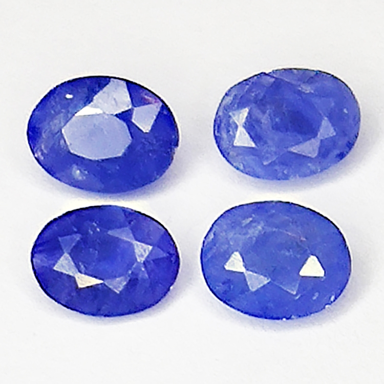 1.20ct Bleu Saphir coupe ovale 4.7x3.6mm 4pcs