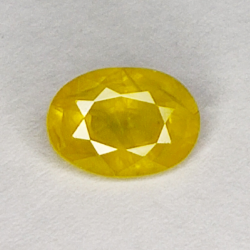 1.54ct Zaffiro Giallo taglio ovale 7.7x5.6mm