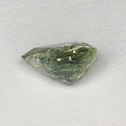 0.82ct Grüner Saphir birnenschliff 6.5x5.1mm