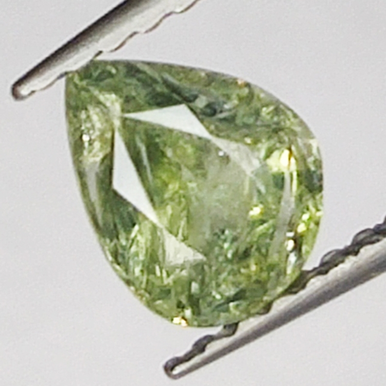 0.82ct Saphir Vert coupe poire 6.5x5.1mm