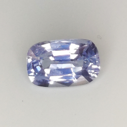 1.31ct Saphir Violet coupe coussin 7.9x5.0mm