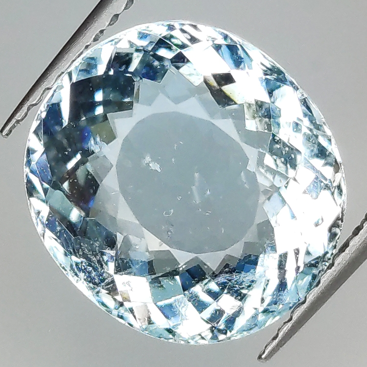 6.62ct Acquamarina taglio ovale 12.5x11.5mm