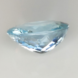 5.34ct Aigue-marine coupe ovale 13.2x10.1mm