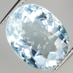 5.34ct Aquamarine oval cut 13.2x10.1mm