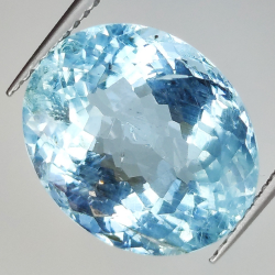 8.67ct Aquamarine oval cut 14.8x12.1mm