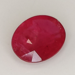 1,19ct Zertifizierter Rubin im Ovalschliff 7,8x6,0mm