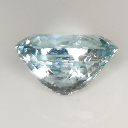 6.34ct Acquamarina taglio ovale 13.8x10.7mm