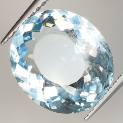 4.77ct Aguamarina talla oval 12.2x10.7mm