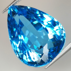 29.73ct Topaze Bleue coupe poire 20.1x15.2mm