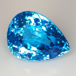 29.73ct Topaze Bleue coupe poire 20.1x15.2mm