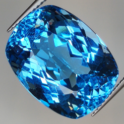 27.35ct Topazio Blu taglio cuscino 19.1x14.7mm