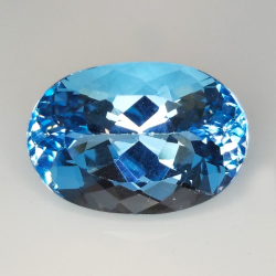 15.57ct Topazio Blu taglio ovale 17.7x12.4mm