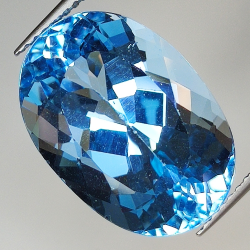 15.57ct Blue Topaz oval cut 17.7x12.4mm