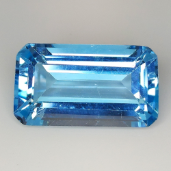 23,65ct Blautopas smaragdschliff 22,4x12,8mm