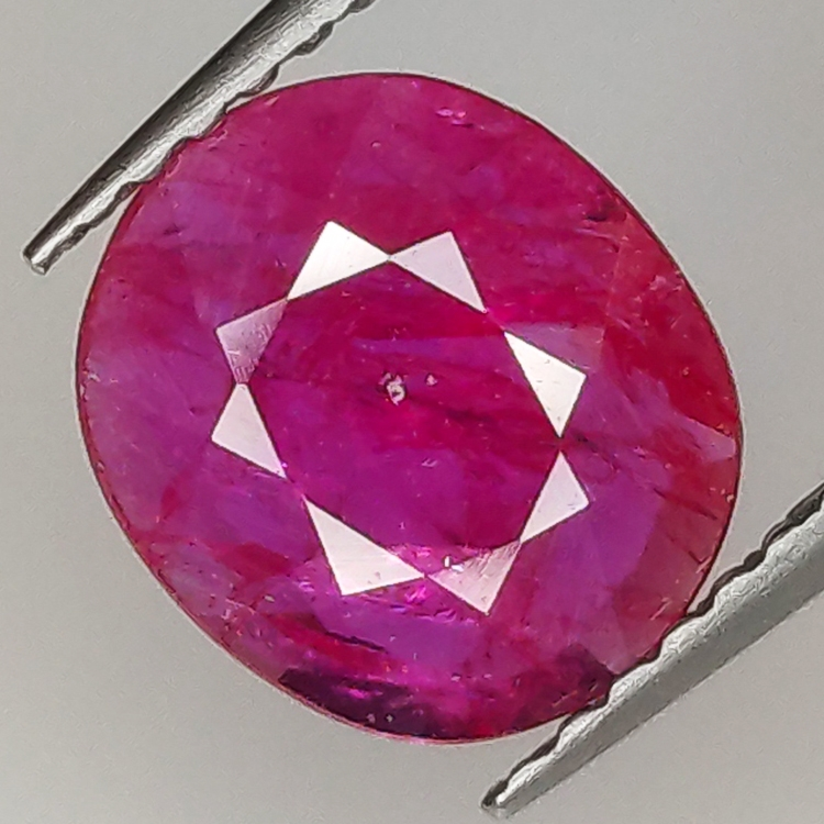 1.29ct Ruby oval cut 8.5x7.4mm