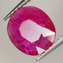 1.29ct Rubino taglio ovale 8.5x7.4mm