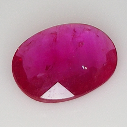 2.25ct Rubis coupe ovale 10.6x8.1mm