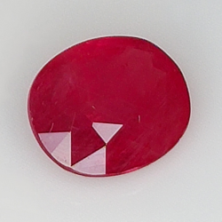 1.46ct Rubino taglio ovale 7.5x6.4mm