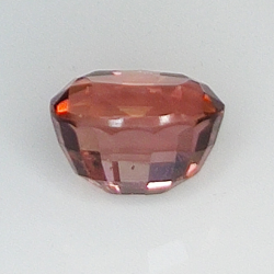 2.62ct Tourmaline Rubélite coupe ovale 8.6x6.7mm