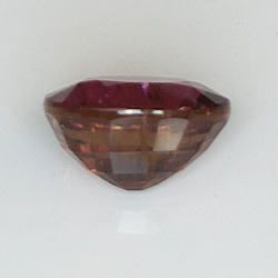 2.72ct Turmalina Rubelita talla oval 9.3x8.1mm