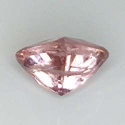 3.17ct Tormalina Rubelite taglio pera 10.5x9.0mm