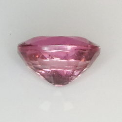 2.50ct Tourmaline Rubélite coupe ovale 9.4x7.4mm