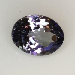 1.81ct Tanzanita talla oval 8.4x6.4mm