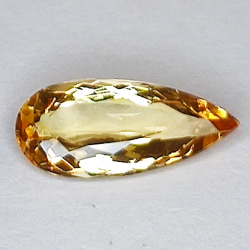 2.20ct Topaze impériale coupe poire 13.4x6.0mm