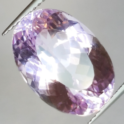 11.98ct Kunzita talla oval 16.4x11.4mm