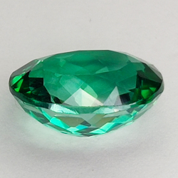 9.81ct Grüner Topas ovalschliff 14.0x11.9mm