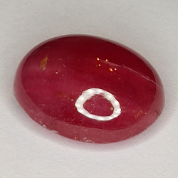 24.60ct Rubino cabochon ovale 18x15mm